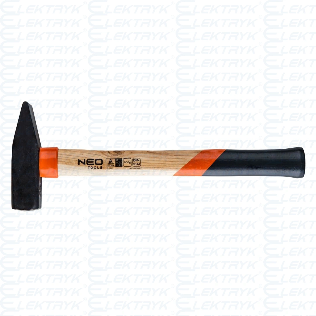 Młotek ślusarski 800 g, trzonek jesionowy